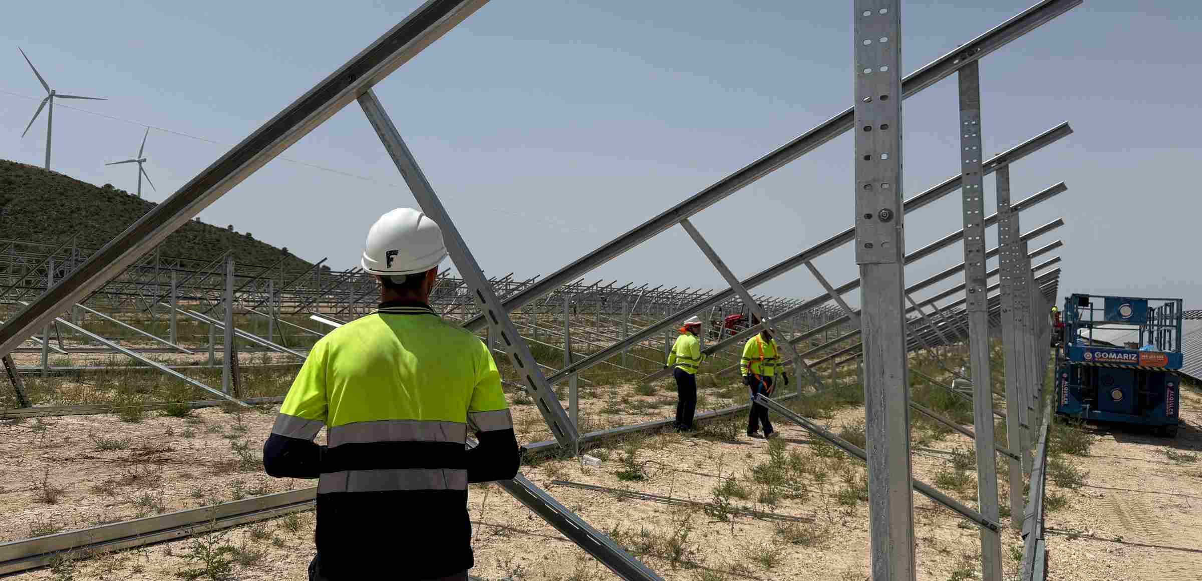 Colocación de paneles solares. 